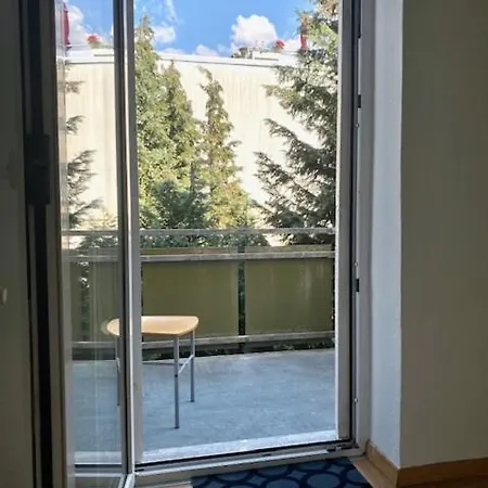 Apartament Industry - Mit Balkon Chociebuż