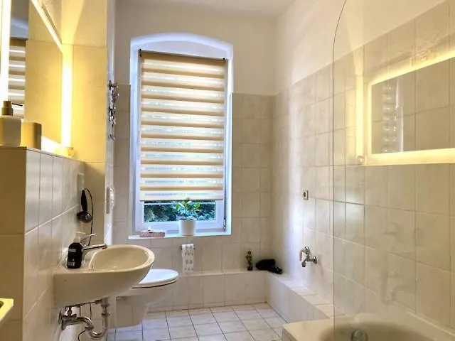 Industry - Mit Balkon شقة